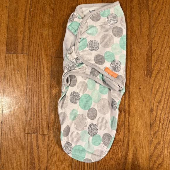 SwaddleMe Mint and Gray Baby Swaddle Size S/M - Picture 1 of 5
